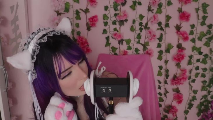 ASMRLealolly 猫咪扮演，吃耳朵舔耳音和猫叫